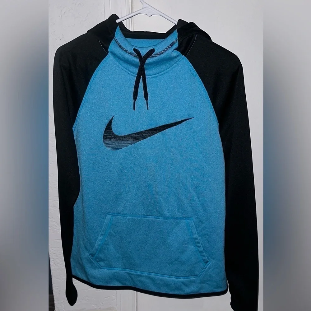NWOT Nike Hooded Sweatshirt